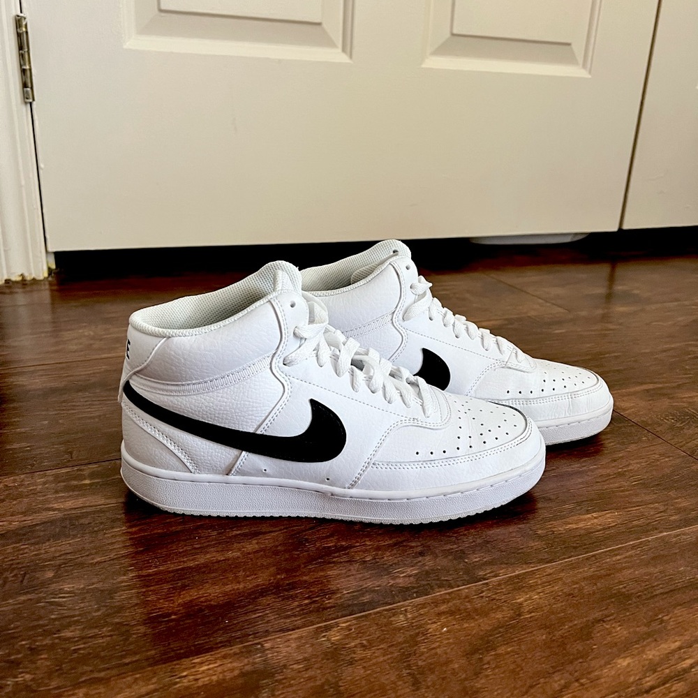 Nike Court Vision Mid